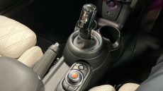 MINI Hatchback 2.0 Cooper S Exclusive II 5dr Auto [Comfort/Nav] Petrol Hatchback